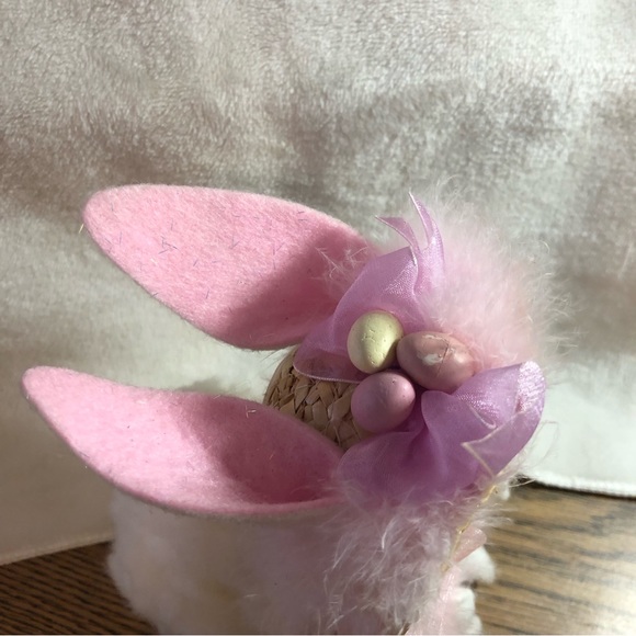 Annalee 6” Spring fancy bunny Easter 2005 feather boa - Picture 4 of 8